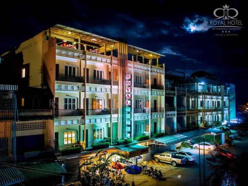 Royal Hotel - Image 1