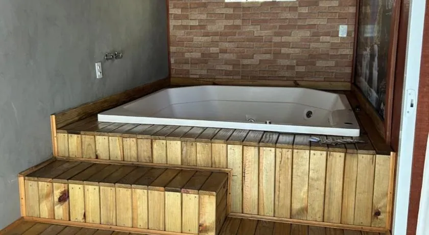 Império Cabanas - Image 1