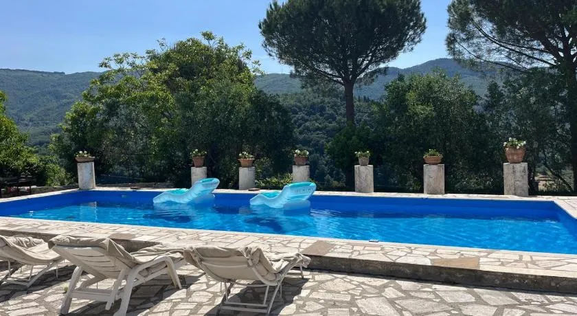 Casa Bianca - Image 1