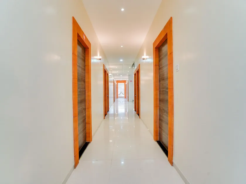 Hotel O Grace - Image 1