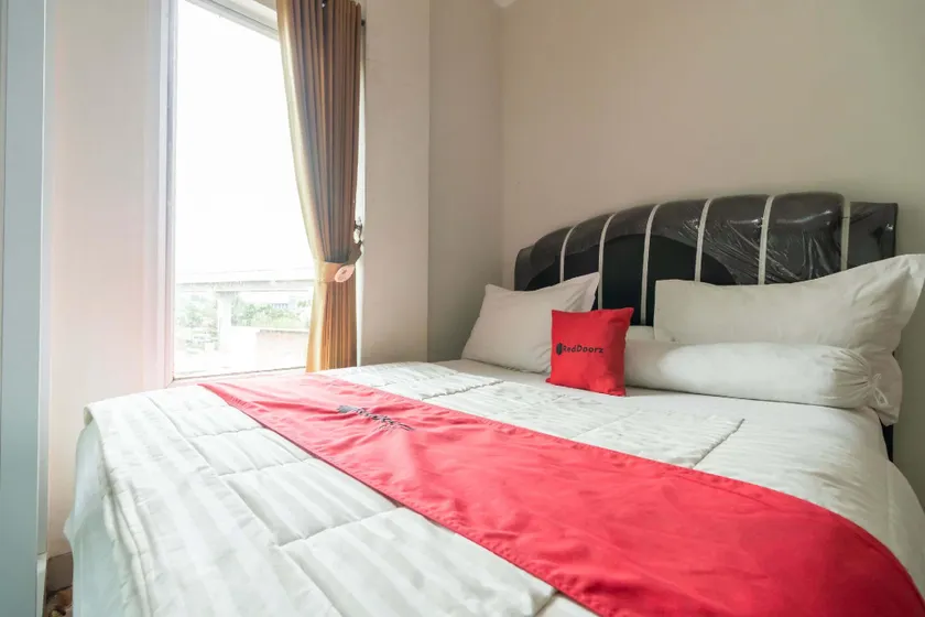 RedDoorz Plus near Palembang Airport 3 - Image 1