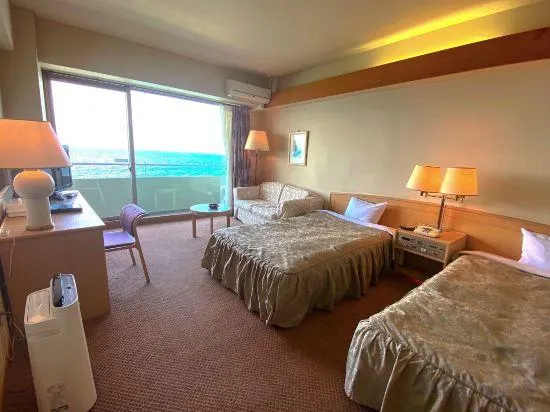 Hotel de Marronnier Utsumi Onsen - Image 1