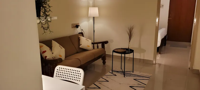 Janhvi's Homestay | Cozy 1 BHK | Near DLF& Airport - Image 1