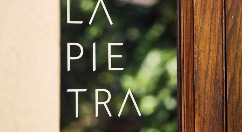 Albergo La Pietra - Image 1