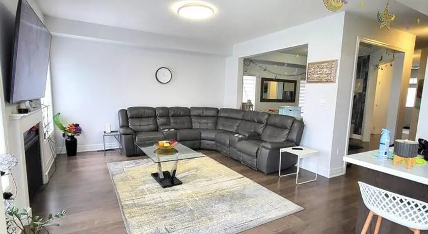 Bright 2 Bedroom Basement Apartment in Angus - Image 1