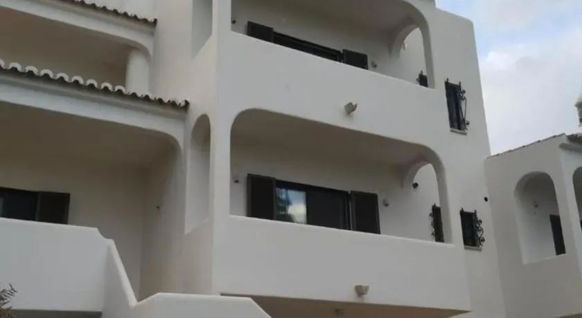 Sun Life Hostel - Image 1