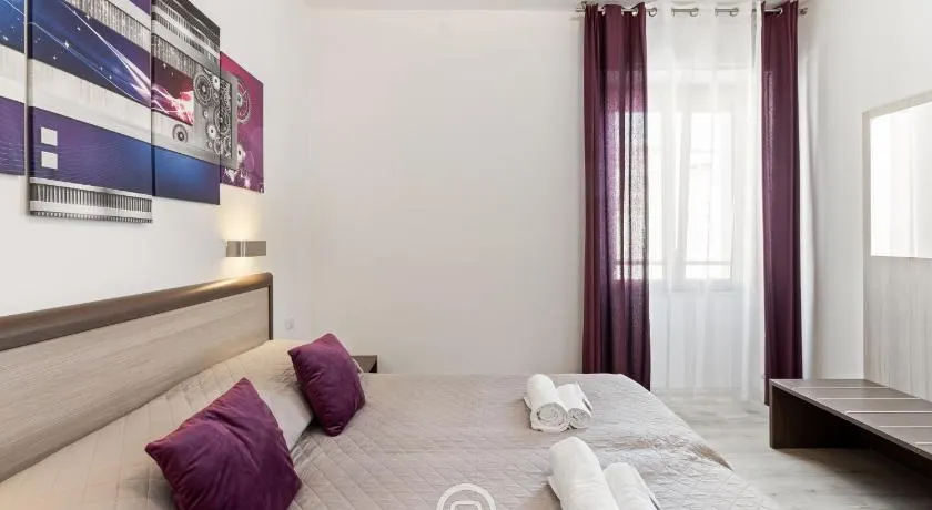 Estay - Summertime Guesthouse - Image 1