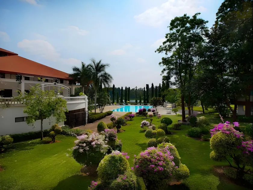 Panorama Golf And Country Club - Image 1