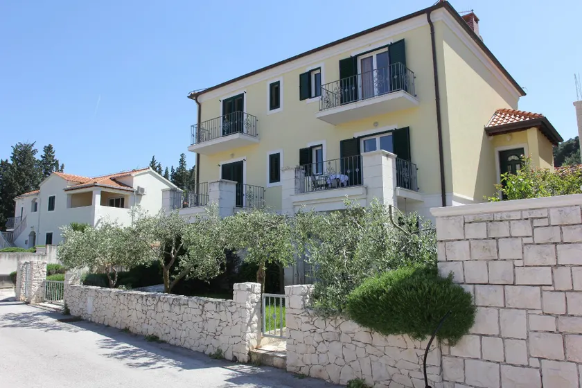 Villa Muškat - Apartamento Confort de 2 dormitorios con terraza (MALI) - Image 1