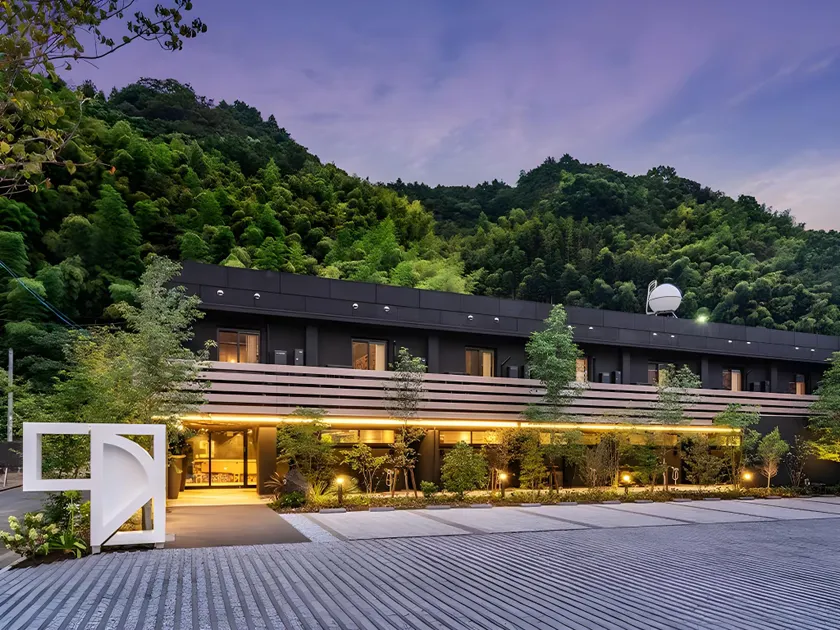 1HOTEL - Image 1