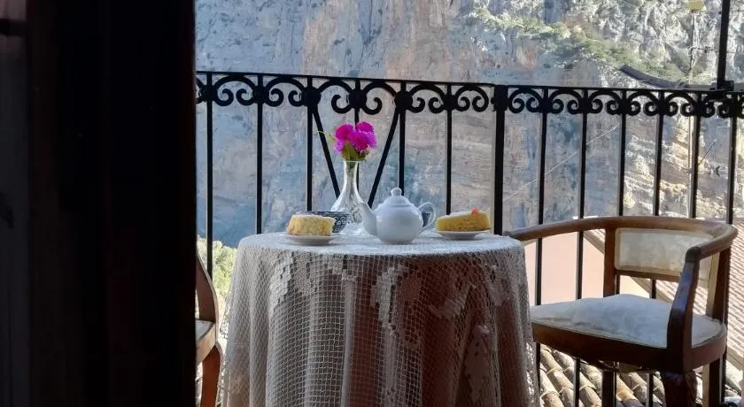 La Stella - Image 1