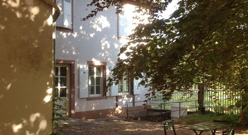 La Maison Carré - Image 1