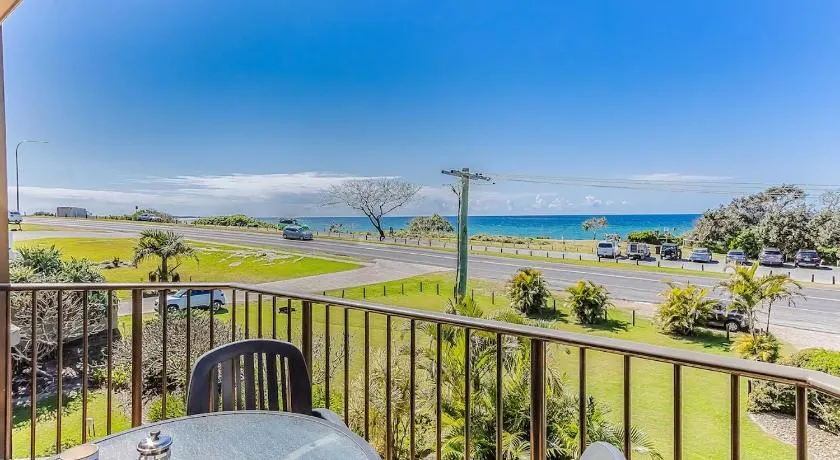 Caba Classic 12 - 2BR Oceanview Apartment by uHoliday - Image 1