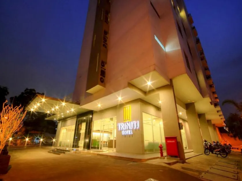 Triniti Hotel Gajah Mada - Image 1