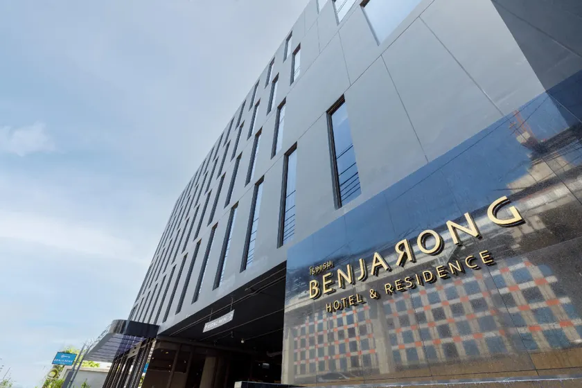 Benjarong Hotel Bangkok Ratchada - Image 1
