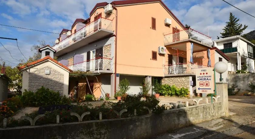 Apartments Mira - Image 1