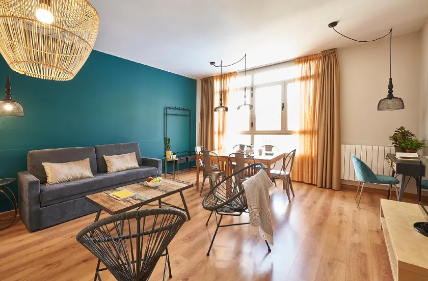 Barcelona Sants Station Apartments - Image 1