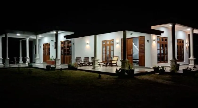 Ceylan Star Guest Inn - Image 1