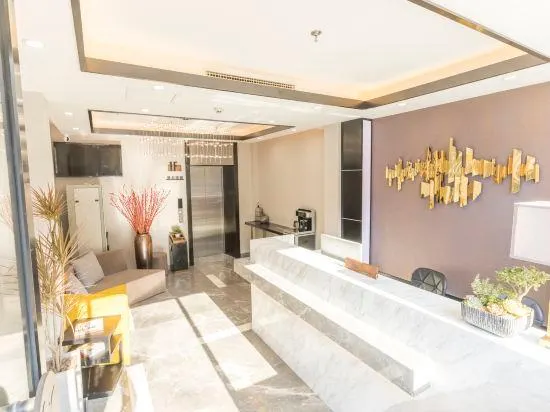 Kaiyi Hotel Beijing - Image 1