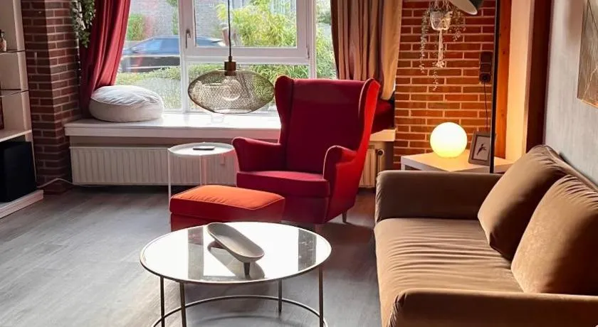 Schöne Ferienwohnungen in Oldenburg Eversten -bis zu 4 Personen 70qm- - Image 1