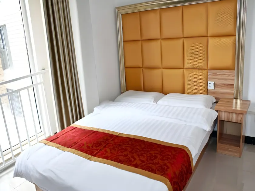 Xi'an Helen Hotel - Image 1