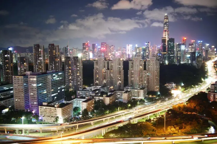 Shiguang ONE International Apartment KKone Futian Port Branch - Image 1
