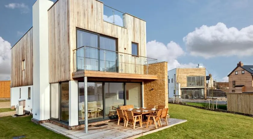 Luxury property with access into Spa on a nature reserve Beaumont Village 5 BV05 - Image 1