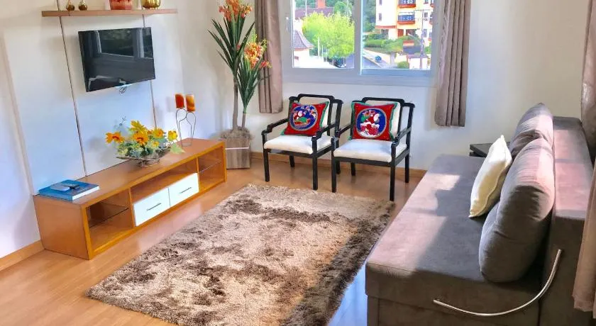 Apartamento no Centro de Gramado - Image 1