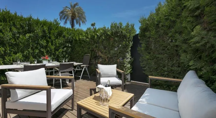 Casa Del Mar by Finest Rentals - Image 1