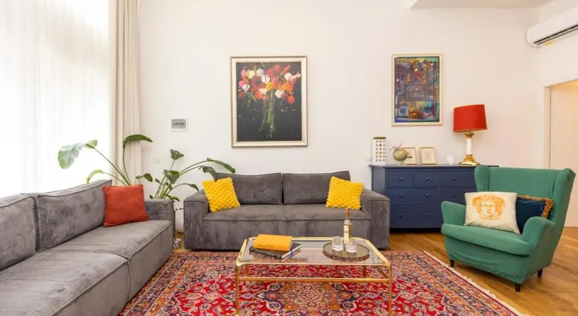 Loft Luxury Design- Apt with 2 bedrooms -WIFI ULTRA-5min METRO - Image 1