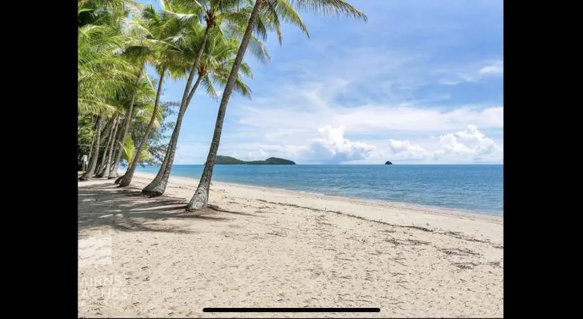 Tropical paradise - Image 1