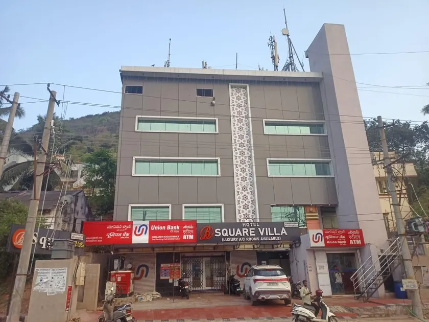 BSQUARE VILLA - Image 1