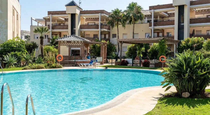 Appartement 'Cala De Mijas' avec piscine partagée, Wi-Fi et climatisation - Image 1
