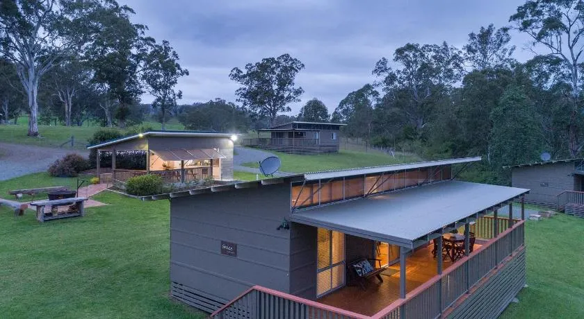 Barrington Riverside Cottages - Image 1