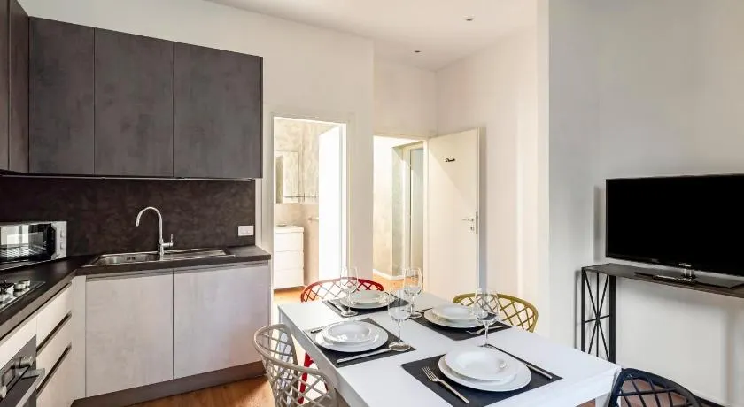 GuestHost - Padova living Experience - Diamante Apartment, Rubino Room and Smeraldo Room with shared - Image 1