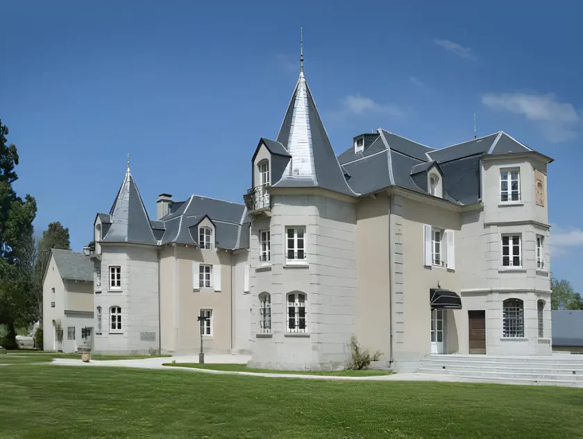 Le Château D'orfeuillette - Image 1