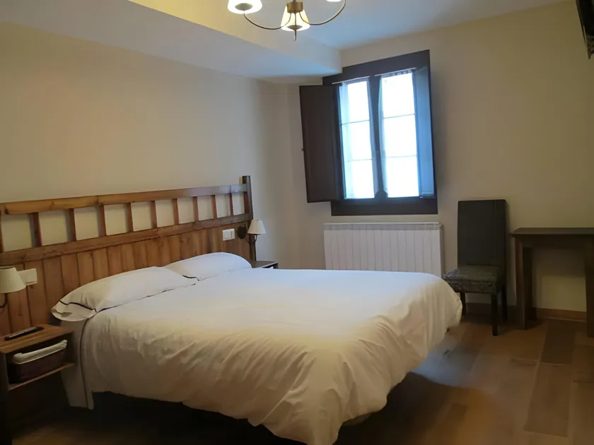 Hostal Casa Otsoa - Image 1