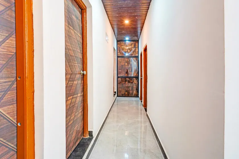 Hotel O Prime - Image 1