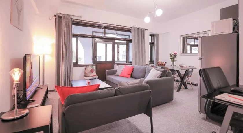 Modern 2 Bedroom Apartment Next to Metro - Marousi - Image 1