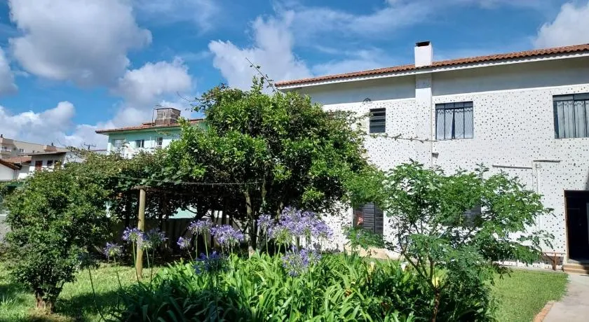 Super Casa I Apto 4 Quartos no Centro - Image 1