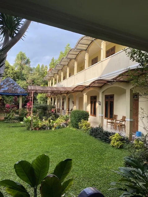 Hotel Cibiru Endah - Image 1