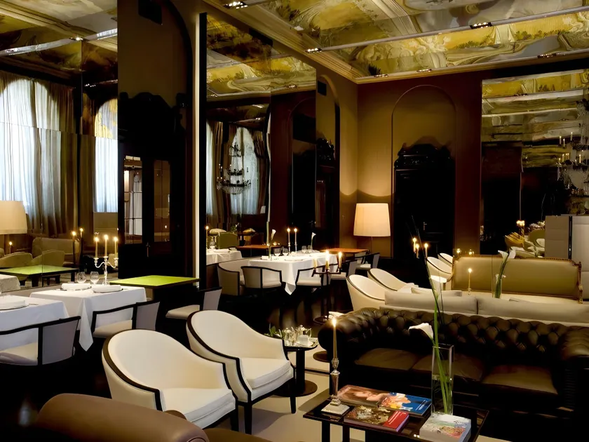 Hotel Majestic Roma - Image 1