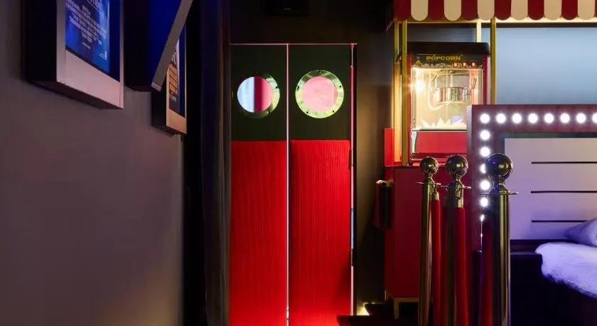 Appartement Cinéma Ecran géant & Dolby Atmos - Image 1