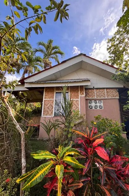 Camilas Payag - Image 1