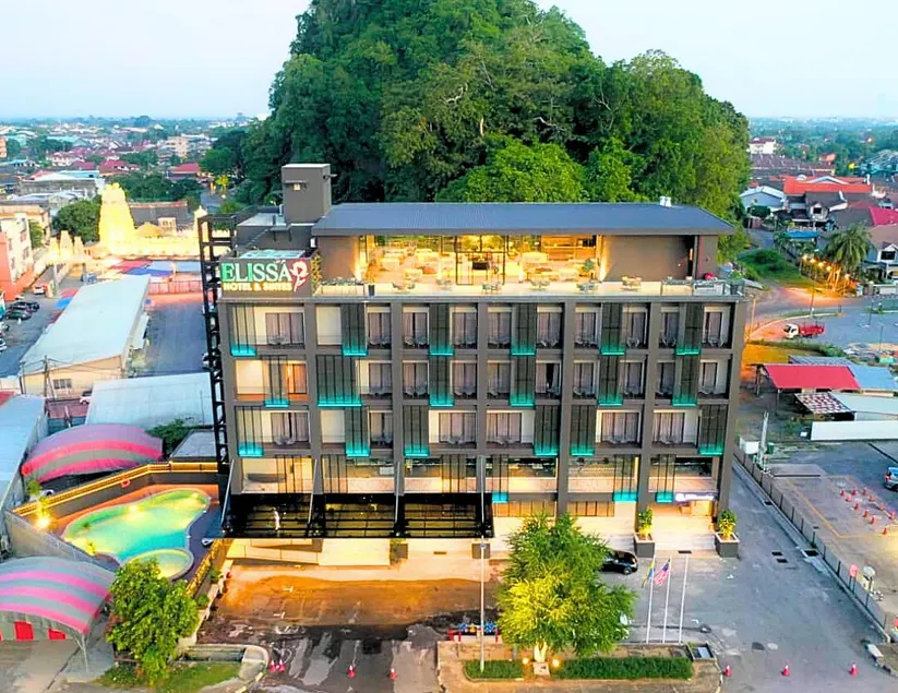 ELISSA HOTEL & SUITES - Image 1