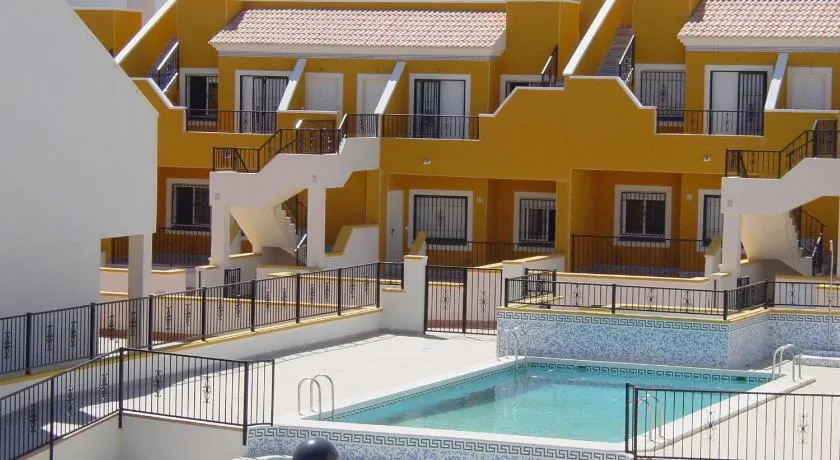Bungalow Arenales del Sol, Alicante - Image 1