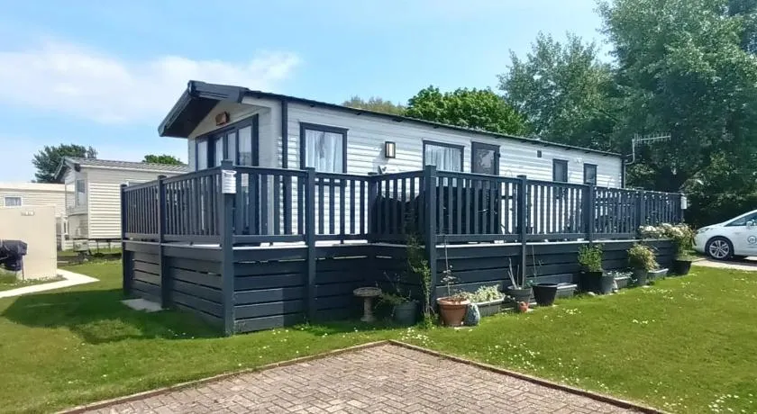 Ned's Place, Seal Bay Resort - Image 1