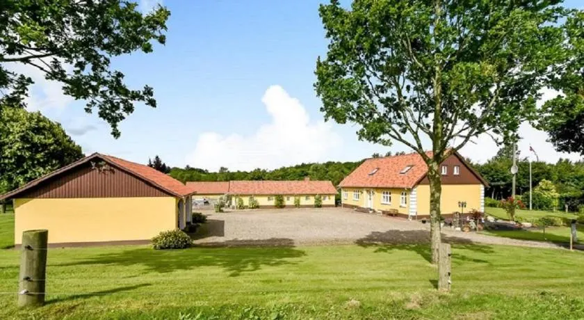 Smidstrupvej 3 - The Lodge - Image 1