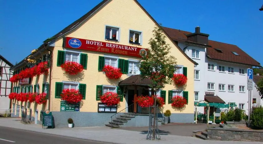 Hotel-Restaurant Zum Loewen - Image 1