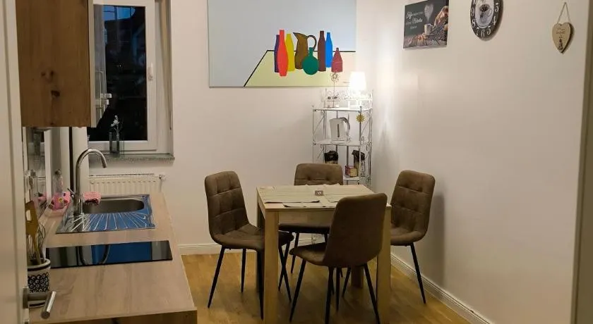 AufmLohr - Appartement mit 3 Schlafzimmern-für 5 Personen- 4 Einzelbetten- 1 Ausziehcouch- in Leverkusen Hitdorf - Private Parkplätze vorhanden- - Image 1